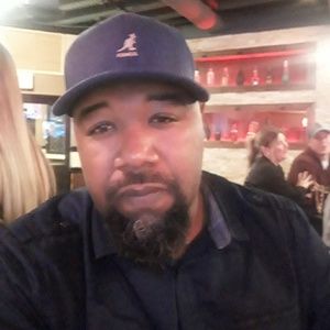 Meet your Posher, Melvin